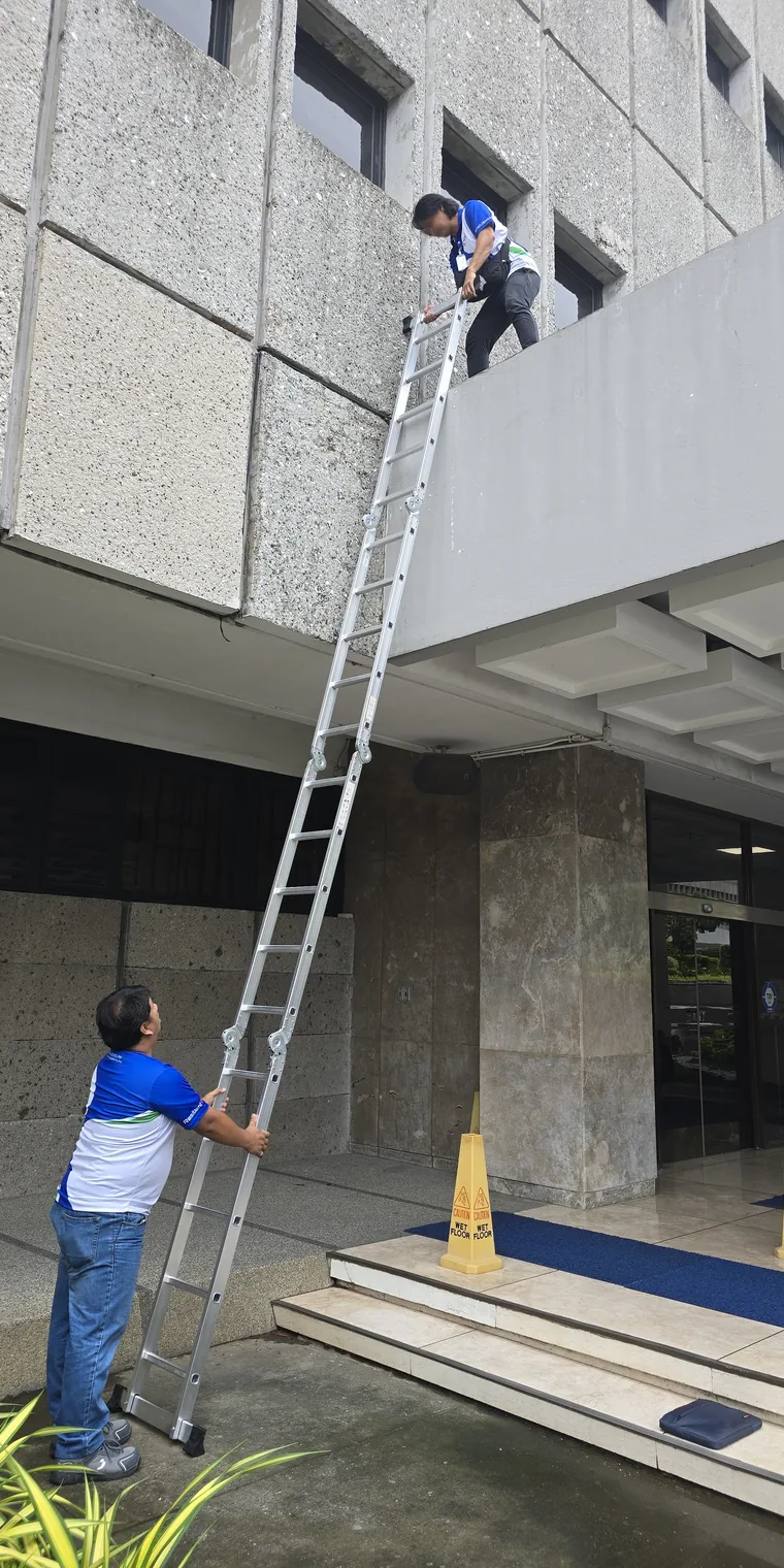 CSI digital clock installation